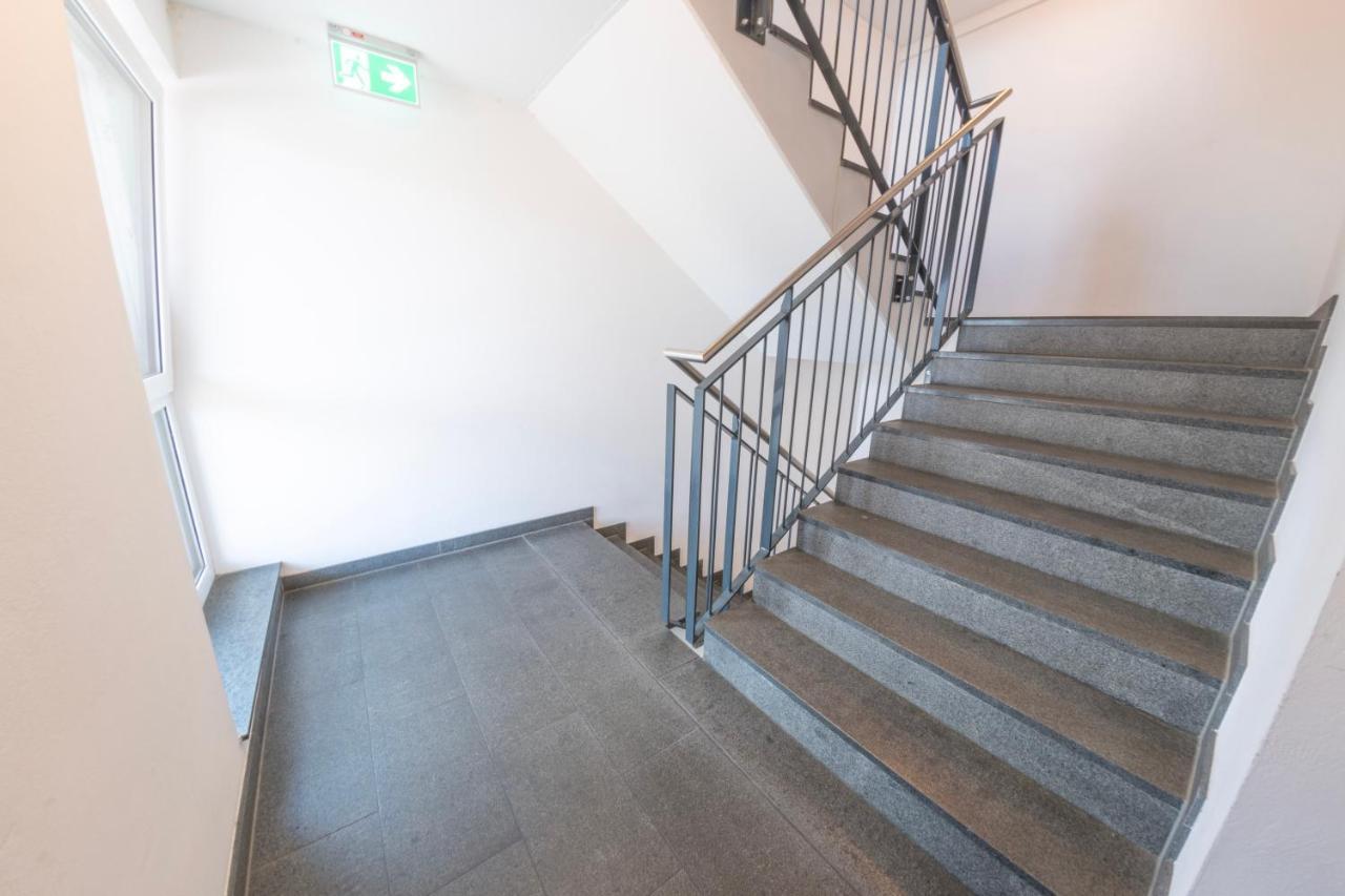 Stay Apartmenthaus Und Monteurzimmer Mannheim Exterior foto